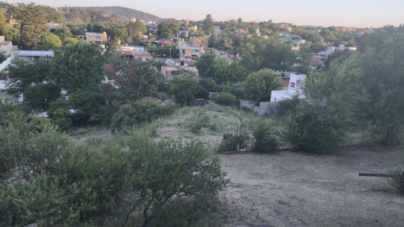 LOTE EN VENTA  