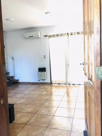 DUPLEX DE 2 DOR COCHERA PATIO GAS NATURAL SIN EXPENSAS