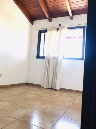 DUPLEX DE 2 DOR COCHERA PATIO GAS NATURAL SIN EXPENSAS