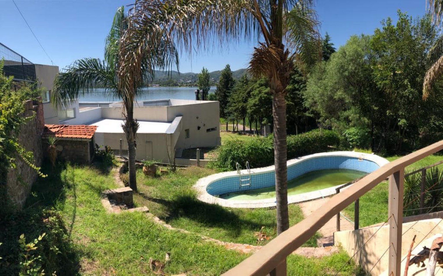 CASA BAJADA AL LAGO
