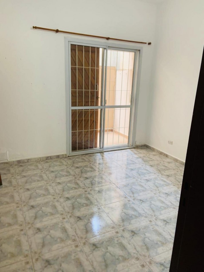 DEPARTAMENTO AMOBLADO 1 PISO NUEVO CENTRICO