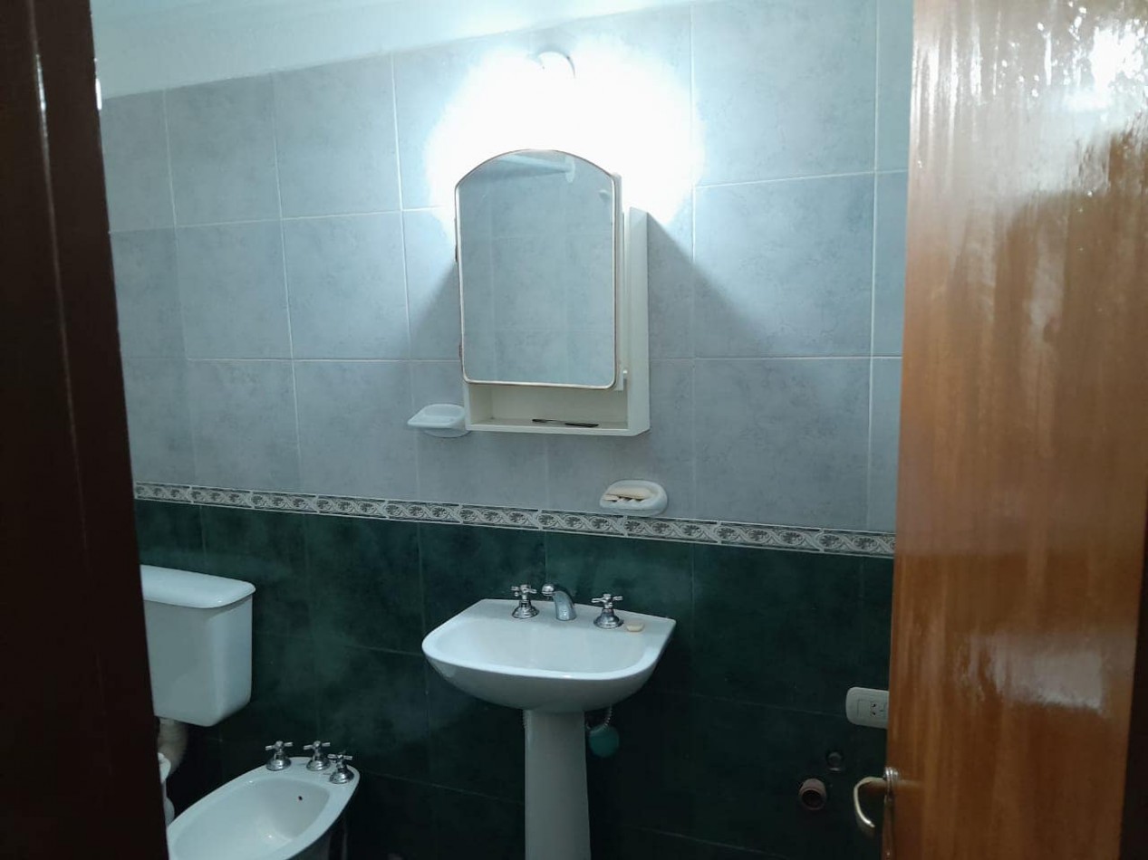 DEPARTAMENTO AMOBLADO 1 PISO NUEVO CENTRICO