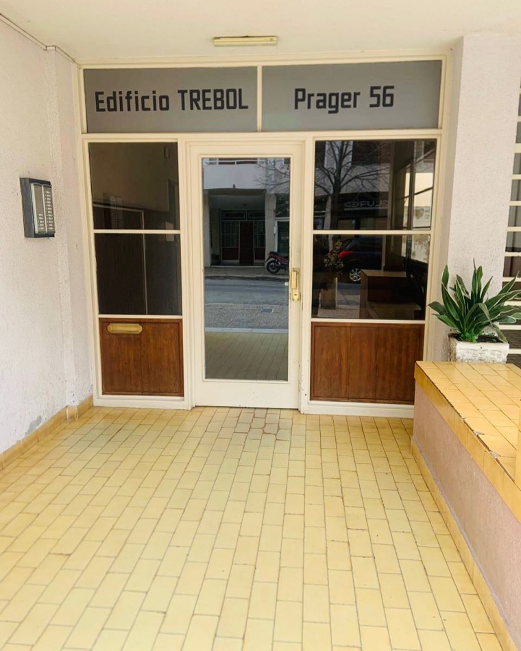 DEPARTAMENTO CON BALCON A LA CALLE DE  DOS DOR Y COCHERA 