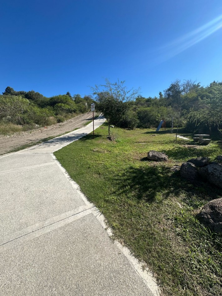 LOTE EN EL CORAZON DE VILLA DEL LAGO DE 700M  RECIBO AMAROK