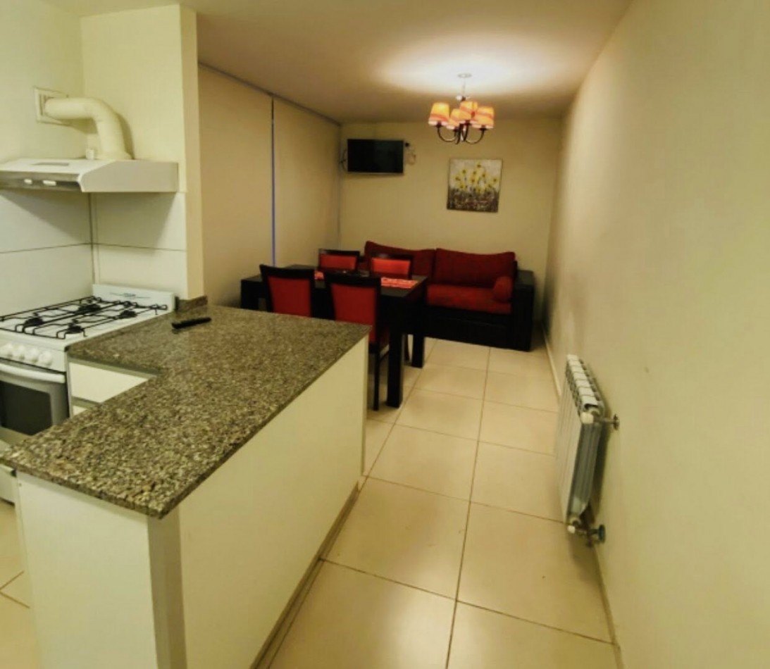 DEPARTAMENTO AMPLIO DE CATEGORIA EN PB COCHERA PILETA 