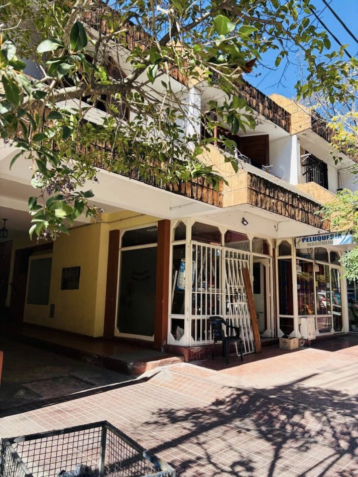 DEPARTAMENTO PLENO CENTRO CON COCHERA