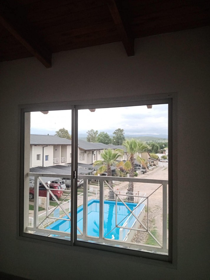 DEPARTAMENTO 2 DOR 1 BAÑO COCHERA PATIO PILE