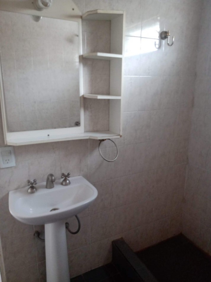 DEPARTAMENTO 2 DOR 1 BAÑO COCHERA PATIO PILE