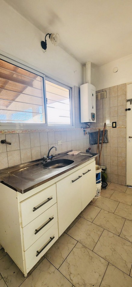 CASA NUEVA CON PATIO 