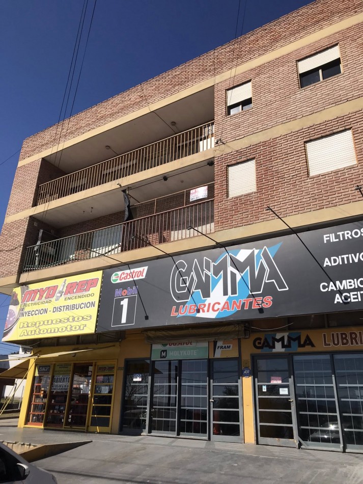 DEPTO BALCON A LA CALLE 2 Dormitorios