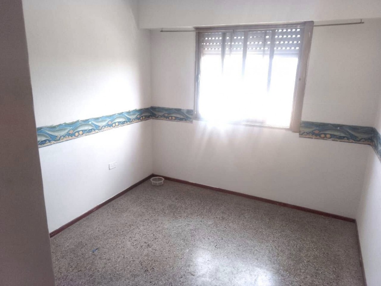 DEPTO BALCON A LA CALLE 2 Dormitorios
