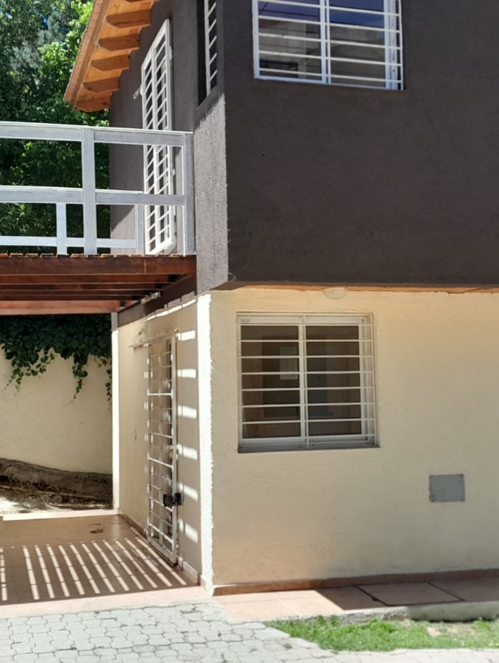 DEPARTAMENTO PATIO CON ASADOR COCHERA 1 DOR