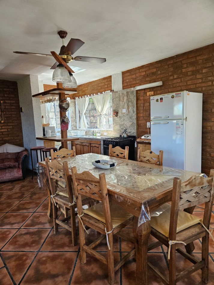 Complejo de 5 Cabañas listas para trabajar