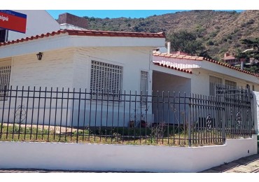 Casa 3 dormitorios en Barrio Jose Muñoz