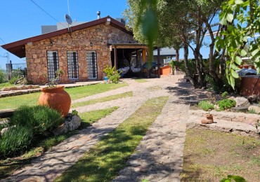 Complejo de 5 Cabañas listas para trabajar